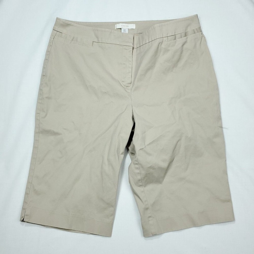 Chicos Bermuda Shorts Women's Size 1.5 Beige Stretch Mid Rise